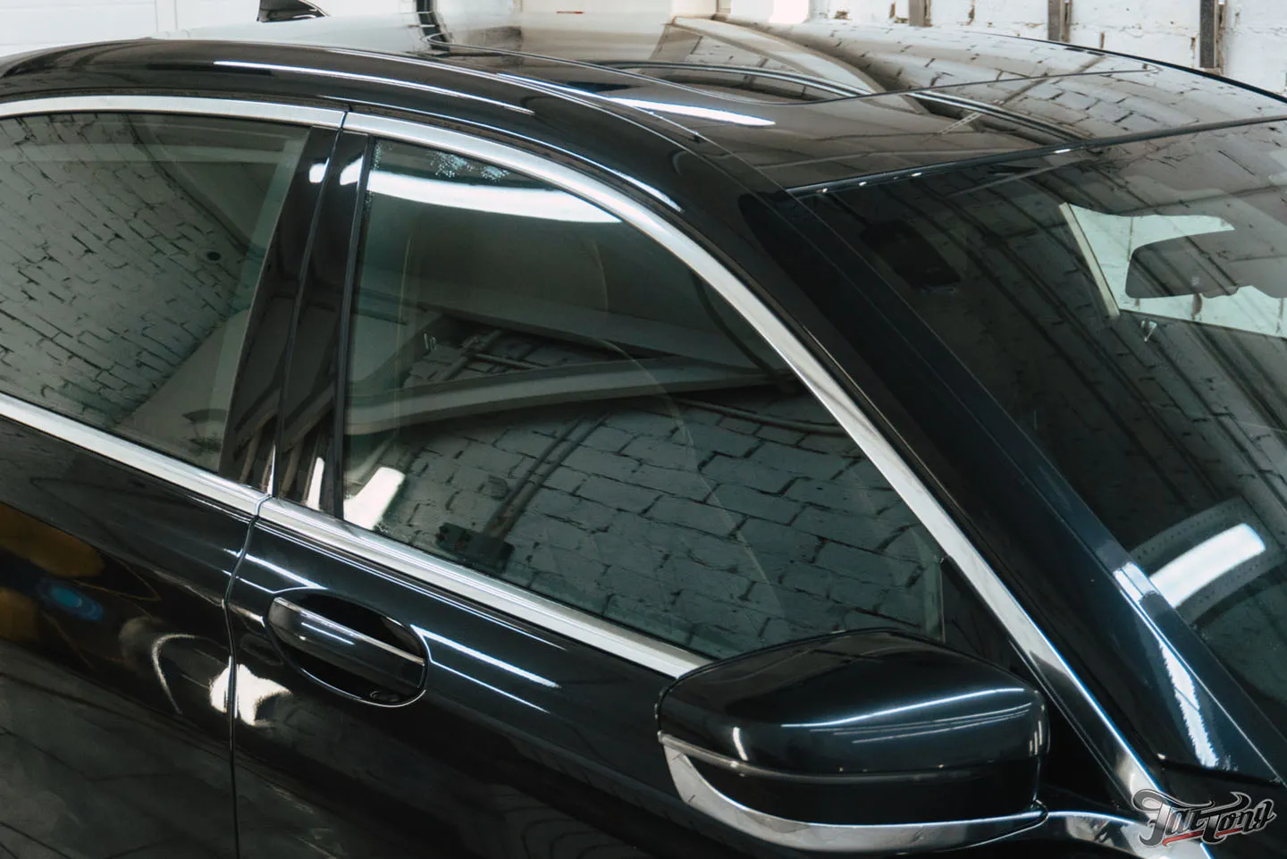 Очистка и защита хрома от реагентов на BMW 7